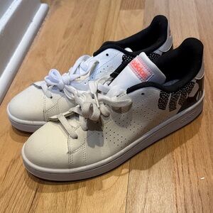 Adidas White and Black Advantage Sneakers, Size 9.5